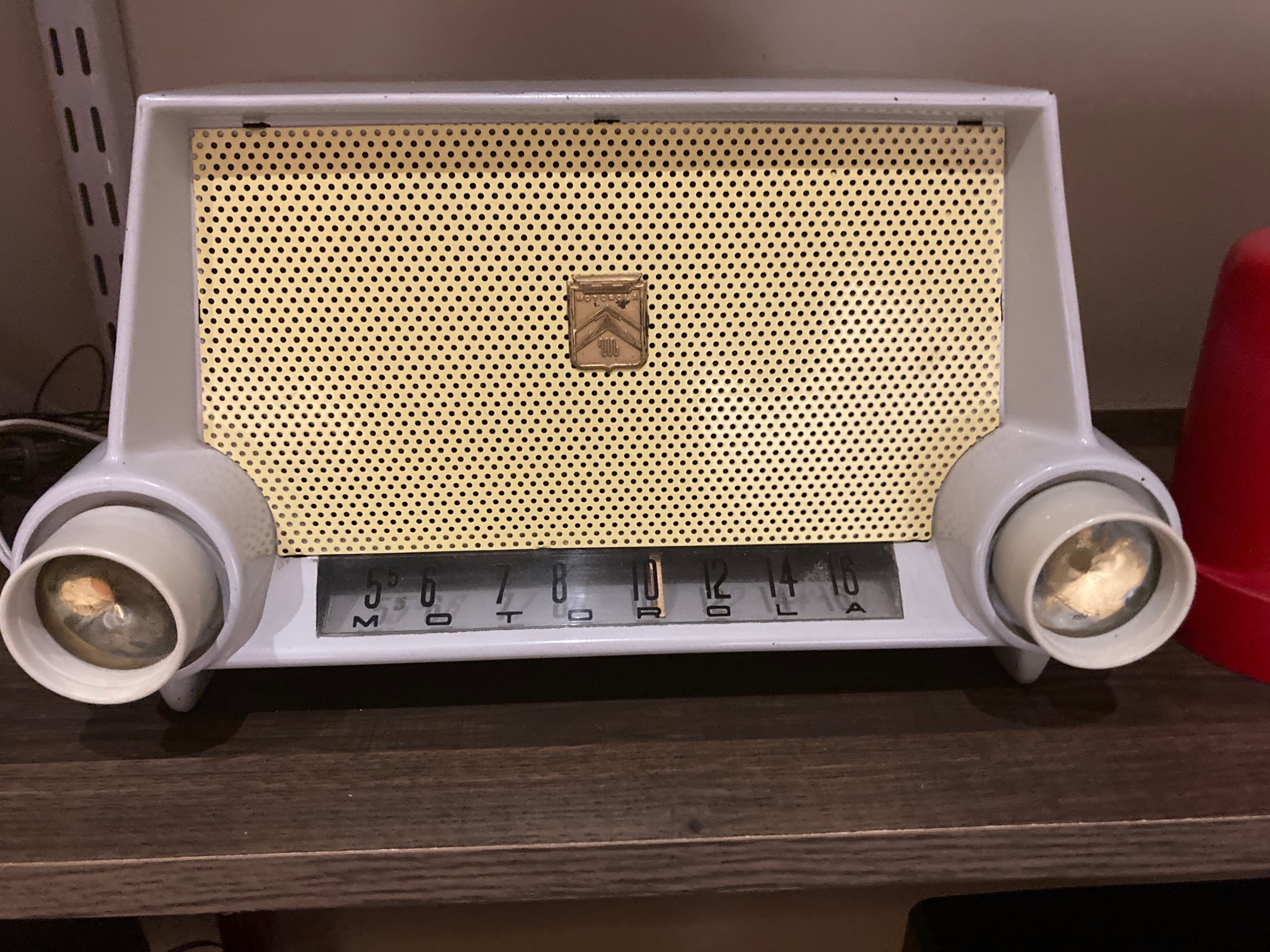 1953 Motorola 53H	White